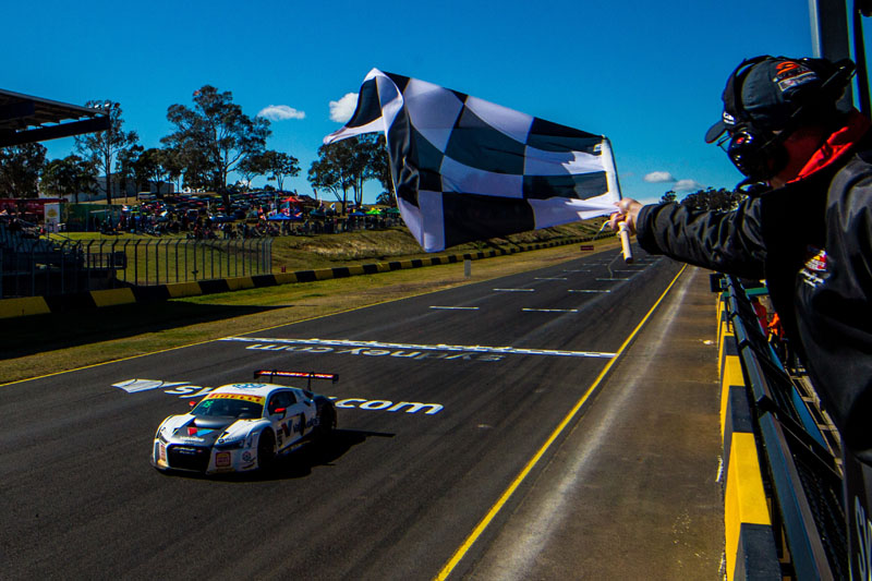 Evans and Miles win record-breaking Sydney Motorsport Park 501