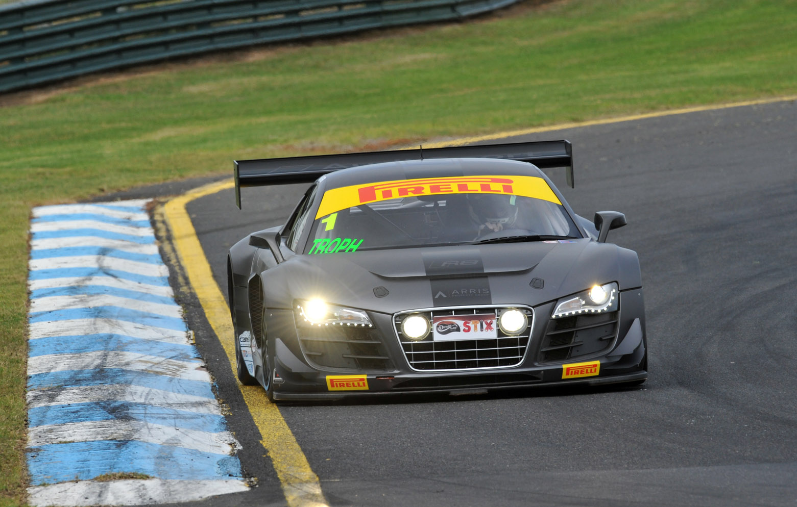 Porter/Rainsbury claim Sandown pole